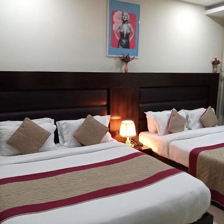 Hôtel Vivah Residency à New Delhi Extérieur photo
