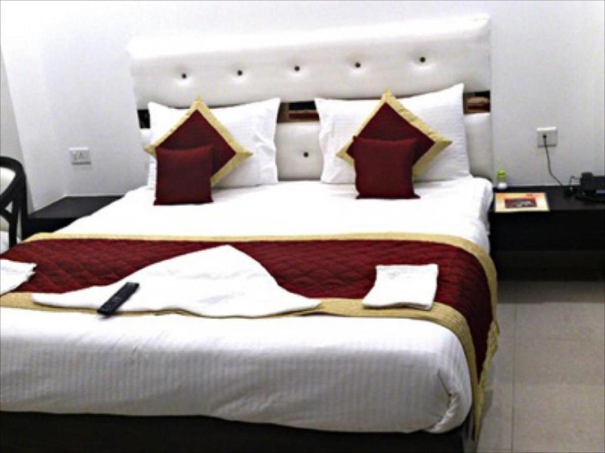 Hôtel Vivah Residency à New Delhi Extérieur photo