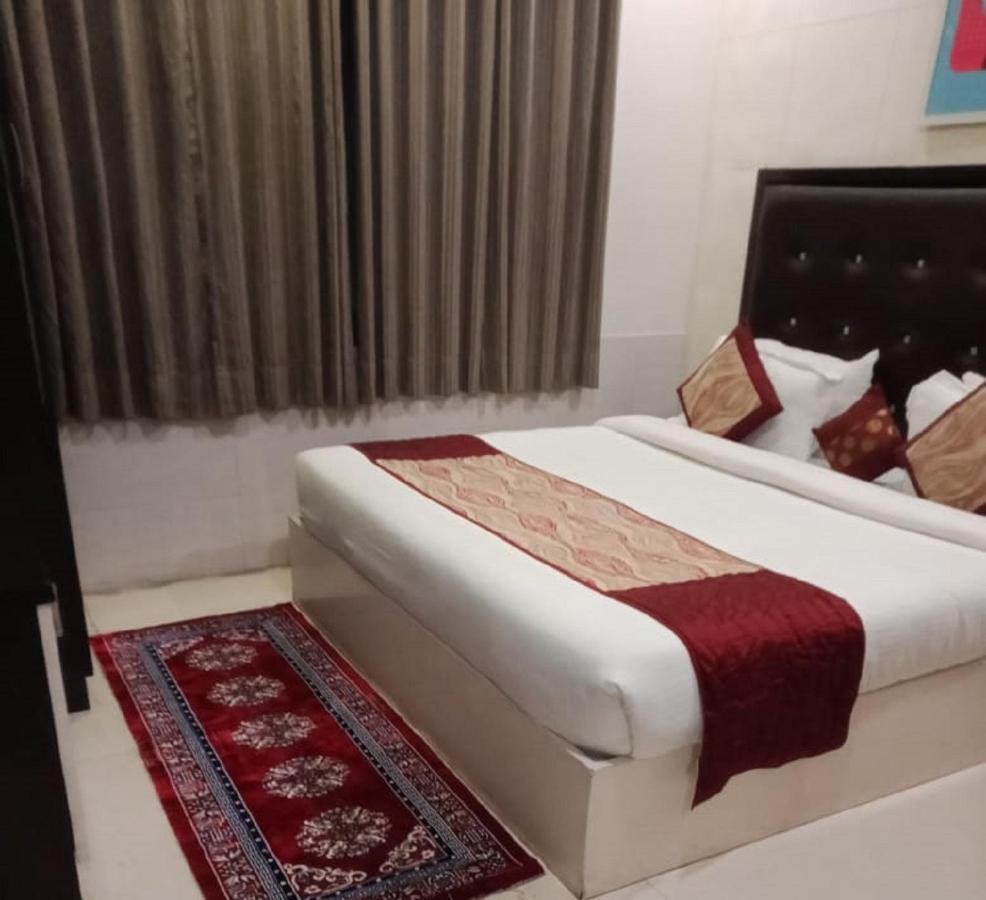 Hôtel Vivah Residency à New Delhi Extérieur photo