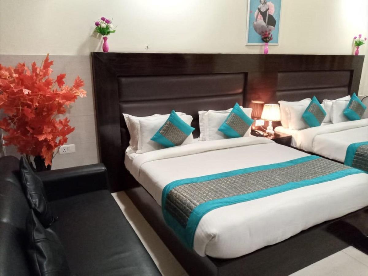 Hôtel Vivah Residency à New Delhi Extérieur photo
