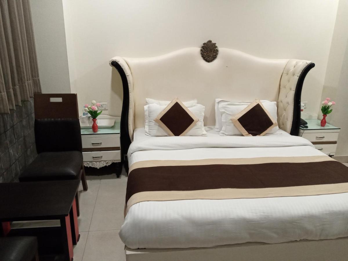Hôtel Vivah Residency à New Delhi Extérieur photo